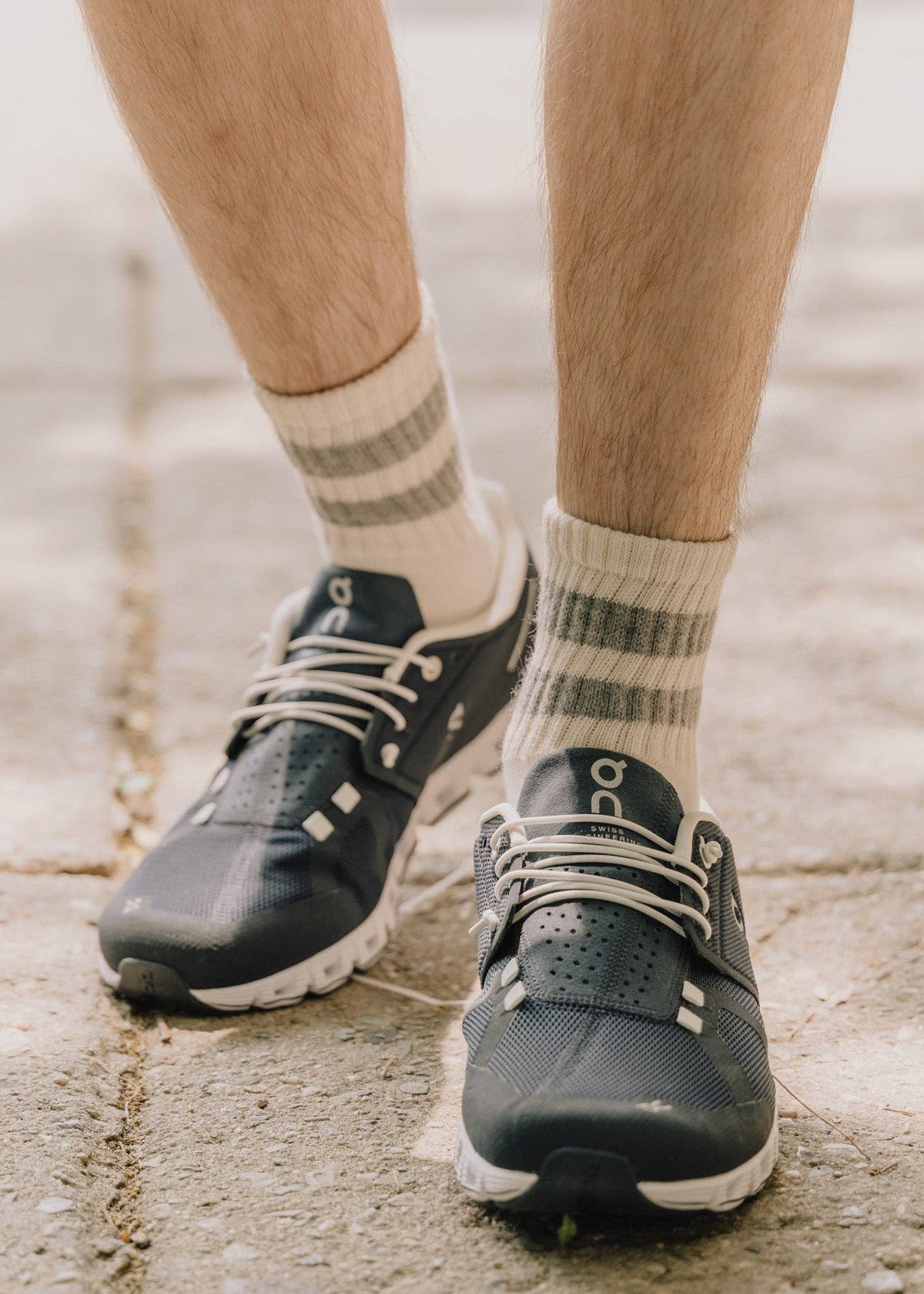 American Trench Mono Stripe quarter crew socks, grey heather